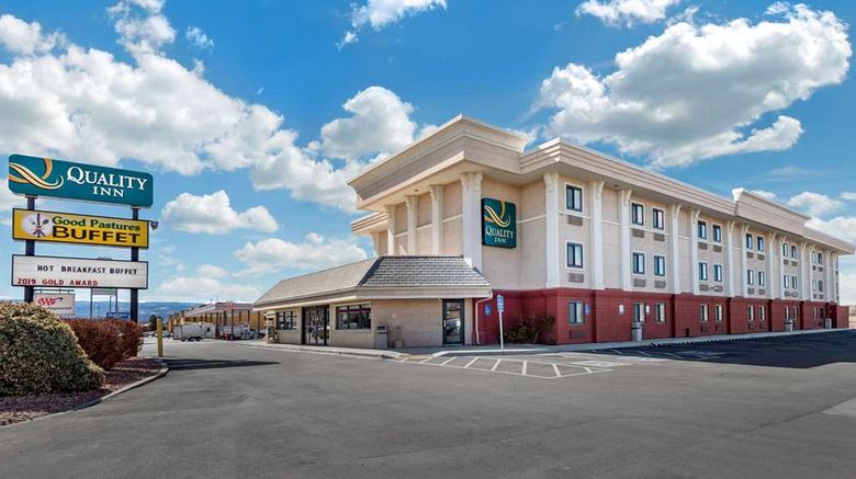 <b>Quality Inn Exterior</b>. Images powered by <a href="https://iceportal.shijigroup.com/" title="IcePortal" target="_blank">IcePortal</a>.