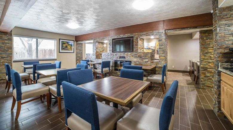 <b>Comfort Inn Restaurant</b>. Images powered by <a href="https://iceportal.shijigroup.com/" title="IcePortal" target="_blank">IcePortal</a>.