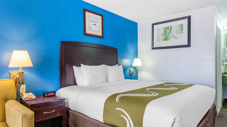 <b>Quality Inn Sarasota North Near Lido Key Room</b>. Images powered by <a href="https://iceportal.shijigroup.com/" title="IcePortal" target="_blank">IcePortal</a>.