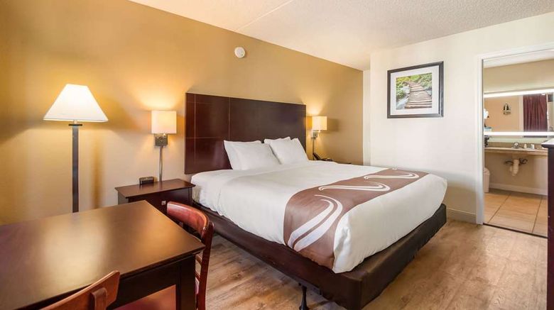 <b>Quality Inn Bradenton-Sarasota North Room</b>. Images powered by <a href="https://iceportal.shijigroup.com/" title="IcePortal" target="_blank">IcePortal</a>.