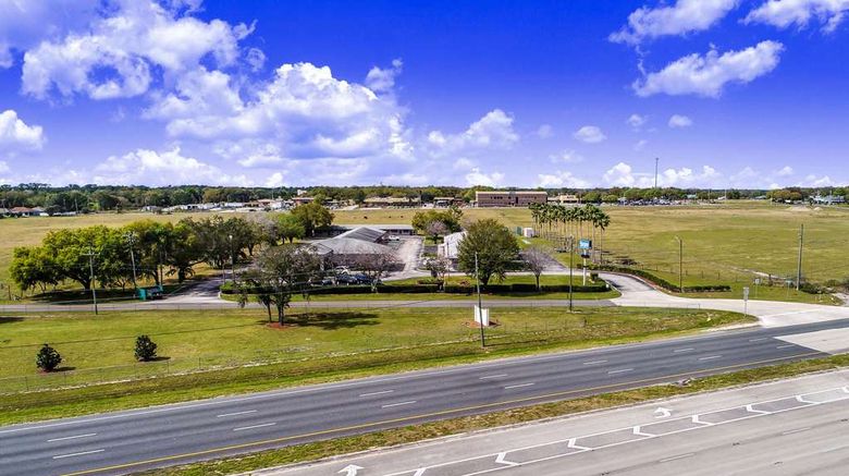 <b>Rodeway Inn & Suites Exterior</b>. Images powered by <a href="https://iceportal.shijigroup.com/" title="IcePortal" target="_blank">IcePortal</a>.