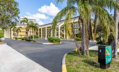 BEST WESTERN PALM BEACH LAKES $128 ($̶1̶7̶5̶) - Updated 2023 Prices & Hotel  Reviews - West Palm Beach, FL