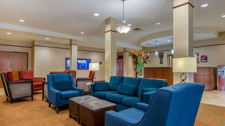 <b>Comfort Suites Sarasota Lobby</b>. Images powered by <a href="https://iceportal.shijigroup.com/" title="IcePortal" target="_blank">IcePortal</a>.