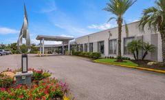 Clarion Inn & Suites Universal Studios
