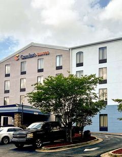 Comfort Suites