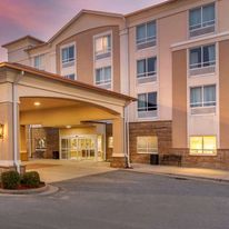 Comfort Inn & Suites