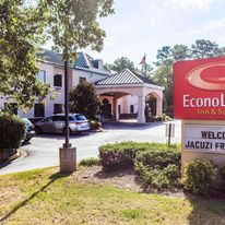 Econo Lodge Inn & Stes