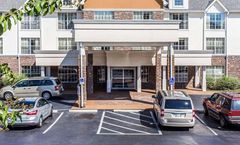 Comfort Inn & Suites Ballpark Area