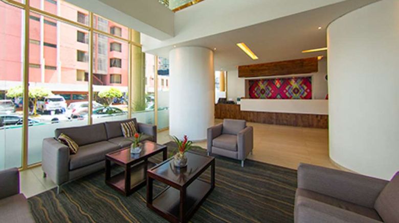 <b>Clarion Suites Lobby</b>. Images powered by <a href="https://iceportal.shijigroup.com/" title="IcePortal" target="_blank">IcePortal</a>.
