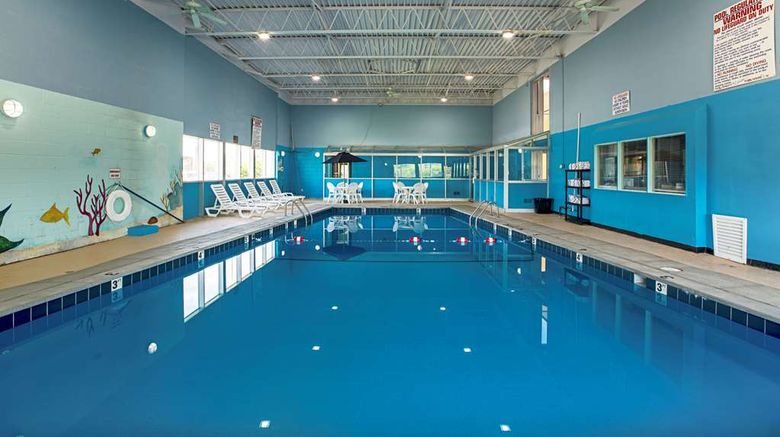 <b>Quality Inn Pool</b>. Images powered by <a href="https://iceportal.shijigroup.com/" title="IcePortal" target="_blank">IcePortal</a>.