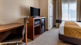 <b>Comfort Suites Room</b>. Images powered by <a href="https://iceportal.shijigroup.com/" title="IcePortal" target="_blank">IcePortal</a>.
