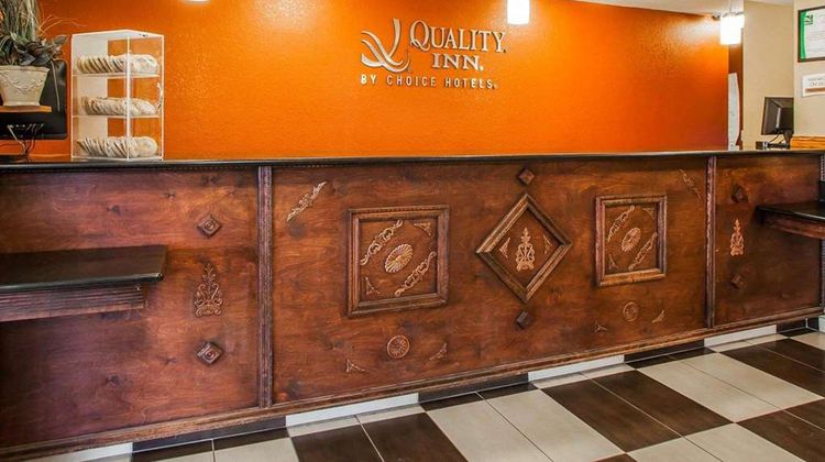 Quality Inn Lobby