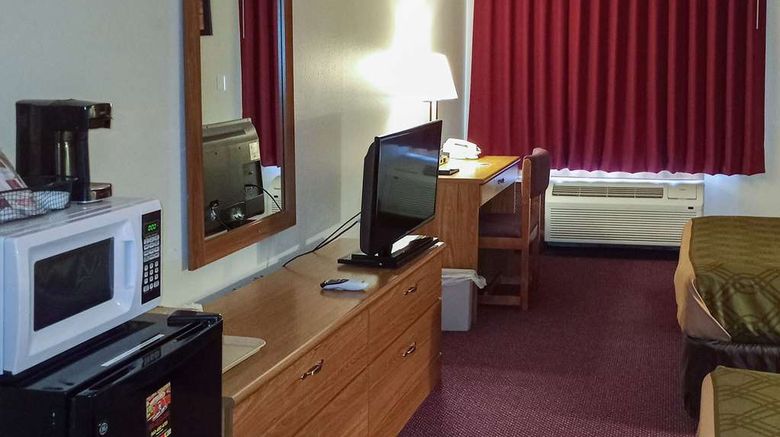 <b>Econo Lodge Maquoketa Room</b>. Images powered by <a href="https://iceportal.shijigroup.com/" title="IcePortal" target="_blank">IcePortal</a>.