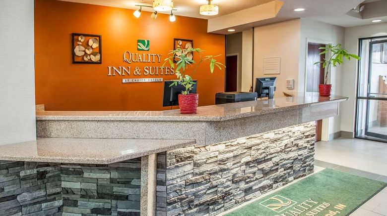 <b>Quality Inn & Suites Lobby</b>. Images powered by <a href="https://iceportal.shijigroup.com/" title="IcePortal" target="_blank">IcePortal</a>.