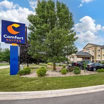 Comfort Suites North