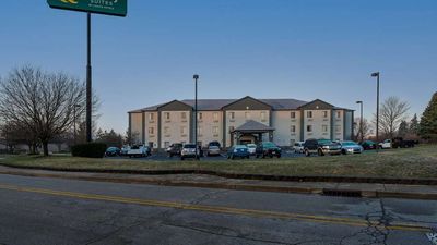 Quality Suites NE Indianapolis/Fishers