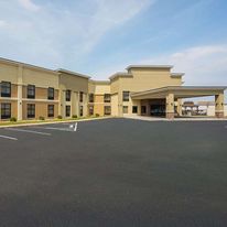 Clarion Inn & Suites Evansville