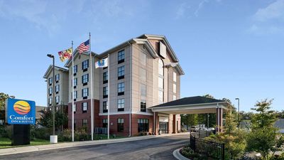 Comfort Inn & Suites