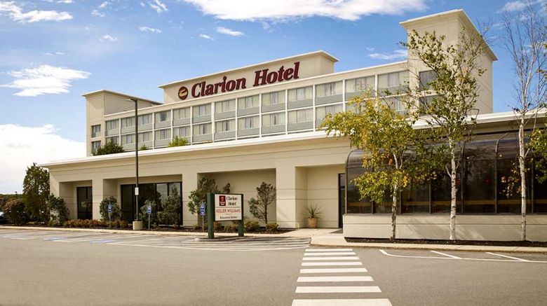 Clarion Hotel Exterior. Images powered by <a href="https://iceportal.shijigroup.com" target="_blank" rel="noopener">Ice Portal</a>.