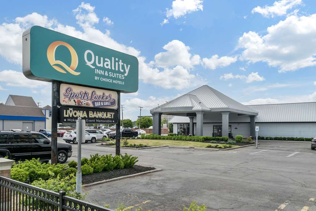 Quality Inn Suites Tourist Class Livonia MI Hotels GDS