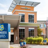 Cambria hotel & suites Traverse City