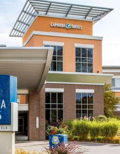 Cambria hotel & suites Traverse City
