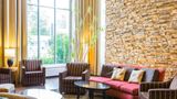 <b>Cambria hotel & suites Traverse City Lobby</b>. Images powered by <a href="https://iceportal.shijigroup.com/" title="IcePortal" target="_blank">IcePortal</a>.