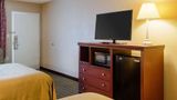 <b>Quality Inn Room</b>. Images powered by <a href="https://iceportal.shijigroup.com/" title="IcePortal" target="_blank">IcePortal</a>.