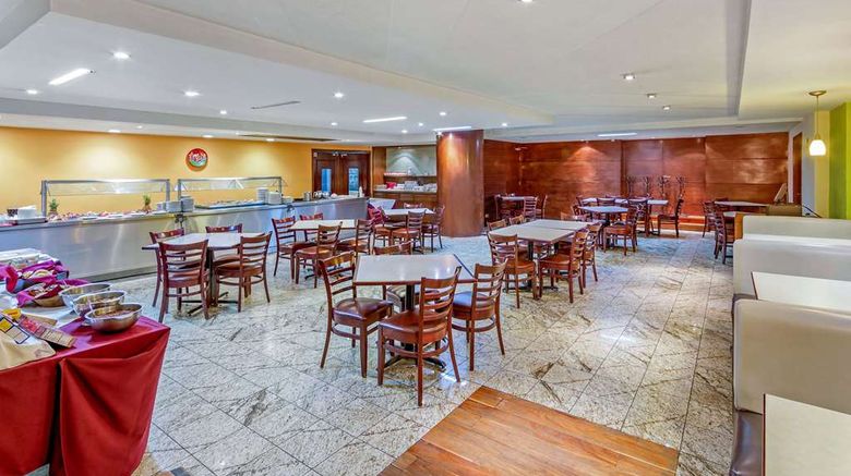 <b>Quality Inn Aguascalientes Restaurant</b>. Images powered by <a href="https://iceportal.shijigroup.com/" title="IcePortal" target="_blank">IcePortal</a>.