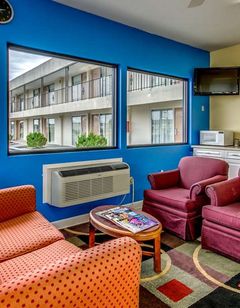Econo Lodge Lumberton