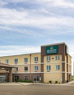 Quality Inn & Suites, Minot