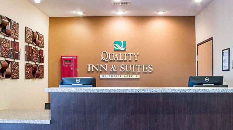 <b>Quality Inn & Suites, Minot Lobby</b>. Images powered by <a href="https://iceportal.shijigroup.com/" title="IcePortal" target="_blank">IcePortal</a>.