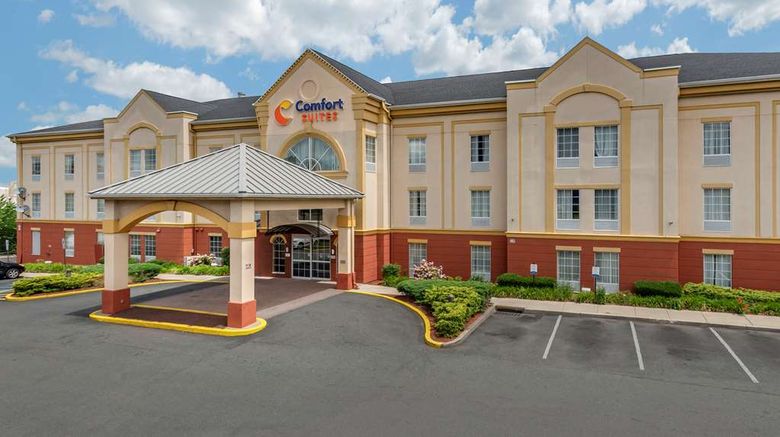 Comfort Suites Newark Exterior. Images powered by <a href="https://iceportal.shijigroup.com" target="_blank" rel="noopener">Ice Portal</a>.