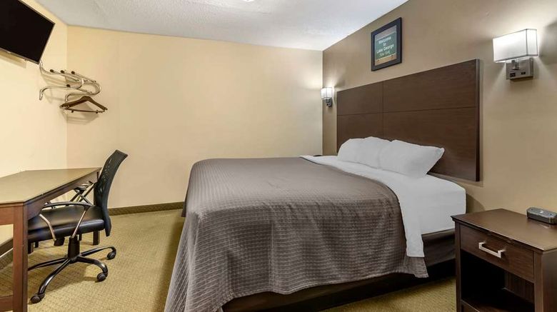 <b>Econo Lodge Lake George Room</b>. Images powered by <a href="https://iceportal.shijigroup.com/" title="IcePortal" target="_blank">IcePortal</a>.