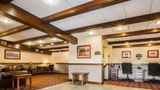 <b>Clarion Inn & Suites at the Outlets Lobby</b>. Images powered by <a href="https://iceportal.shijigroup.com/" title="IcePortal" target="_blank">IcePortal</a>.