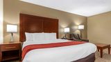 <b>Comfort Inn & Suites Eastgate Cincinnati Room</b>. Images powered by <a href="https://iceportal.shijigroup.com/" title="IcePortal" target="_blank">IcePortal</a>.
