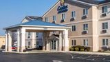 <b>Comfort Inn & Suites Exterior</b>. Images powered by <a href="https://iceportal.shijigroup.com/" title="IcePortal" target="_blank">IcePortal</a>.