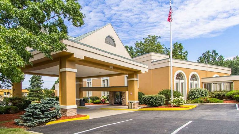 Quality Inn Wickliffe Exterior. Images powered by <a href="https://iceportal.shijigroup.com" target="_blank" rel="noopener">Ice Portal</a>.