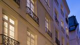 Des Deux Iles Hotel Exterior