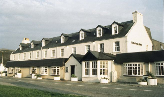 Kings Arms Hotel Exterior