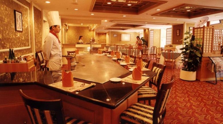 <b>Fuzhou Lakeside Hotel Restaurant</b>. Images powered by <a href="https://www.leonardoworldwide.com/" title="Leonardo Worldwide" target="_blank">Leonardo</a>.