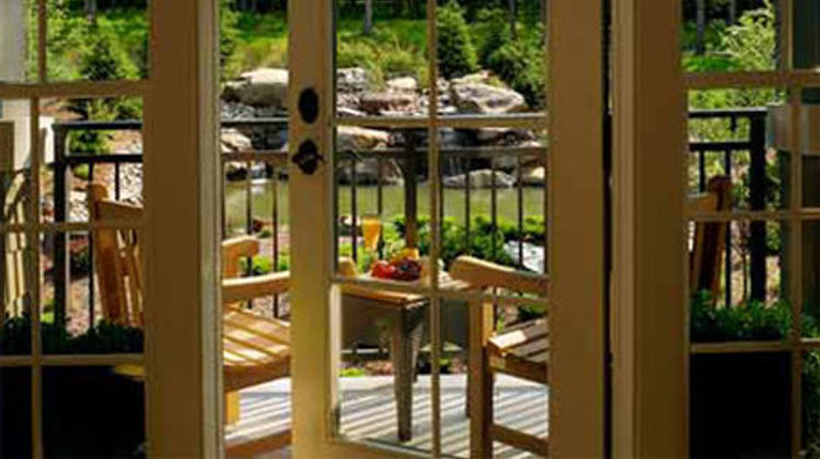 The Lodge at Woodloch Exterior