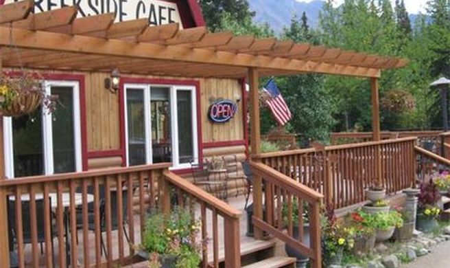 McKinley Creekside Cabins Exterior