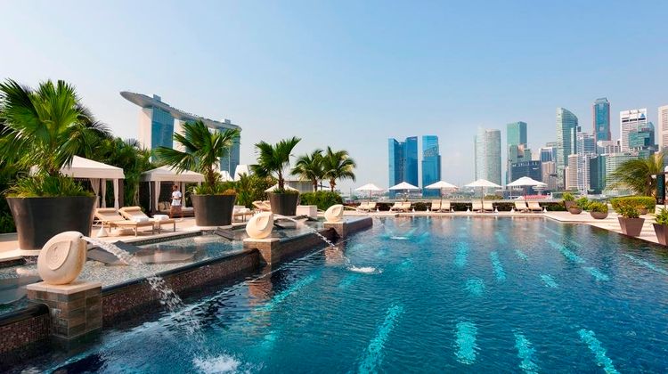 Mandarin Oriental, Singapore Pool