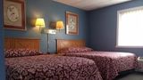 Colonial Valley Motel Room