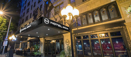 Hotel Max Exterior