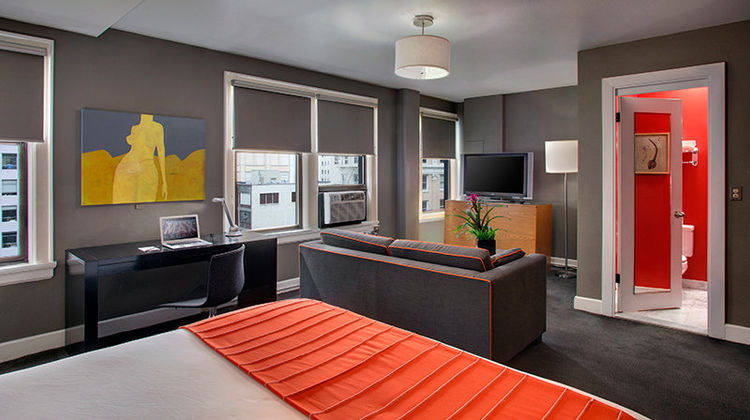 Hotel Max Room