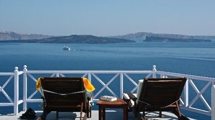 Armeni Village Rooms & Suites Exterior