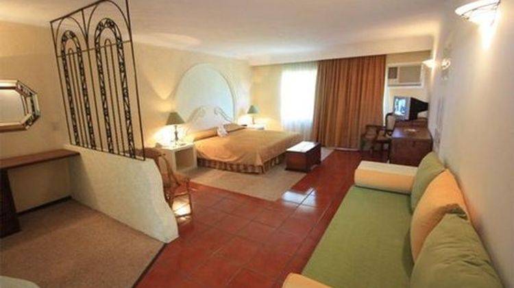 Real De Minas Queretaro Tradicional Suite