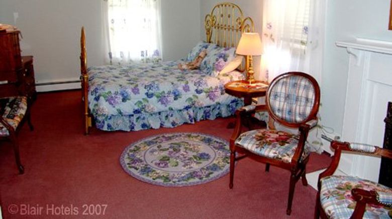 <b>The Ranch at Ucross Room</b>. Images powered by <a href="https://www.leonardoworldwide.com/" title="Leonardo Worldwide" target="_blank">Leonardo</a>.